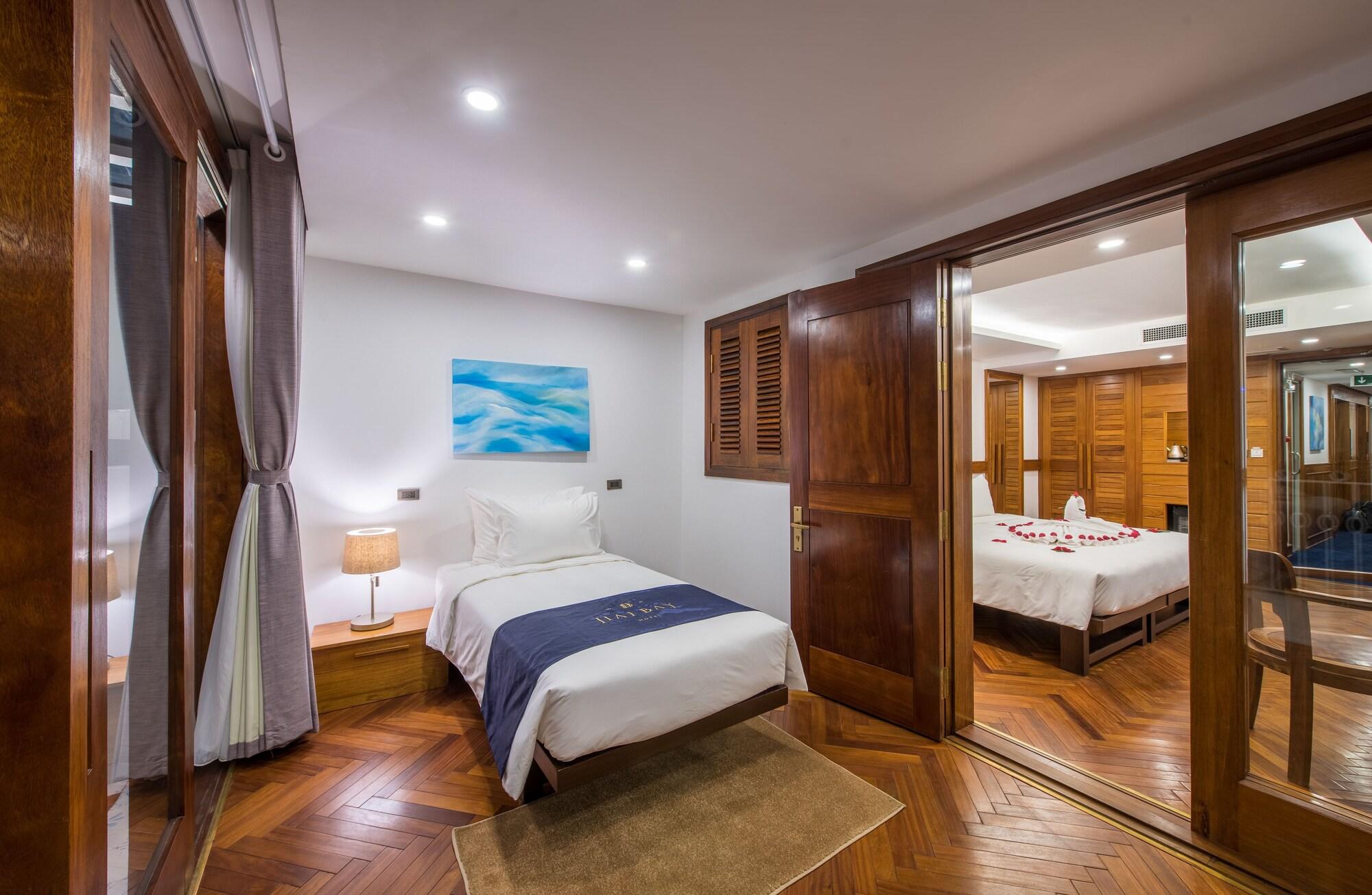 Khách Sạn&nhà Hàng Bảy Hà Nội Khách sạn 4*