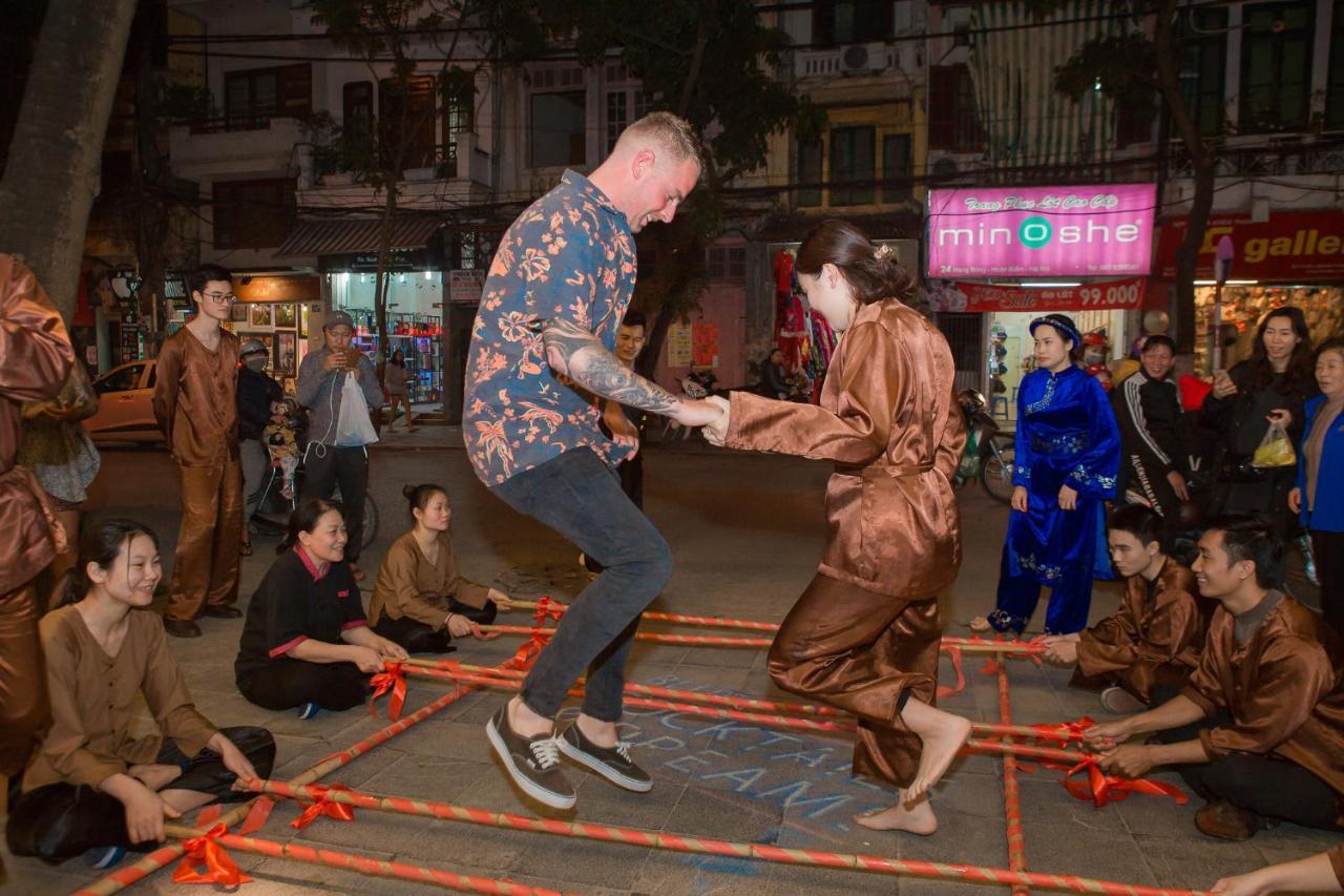 Khách sạn Khách Sạn&nhà Hàng Bảy Hà Nội